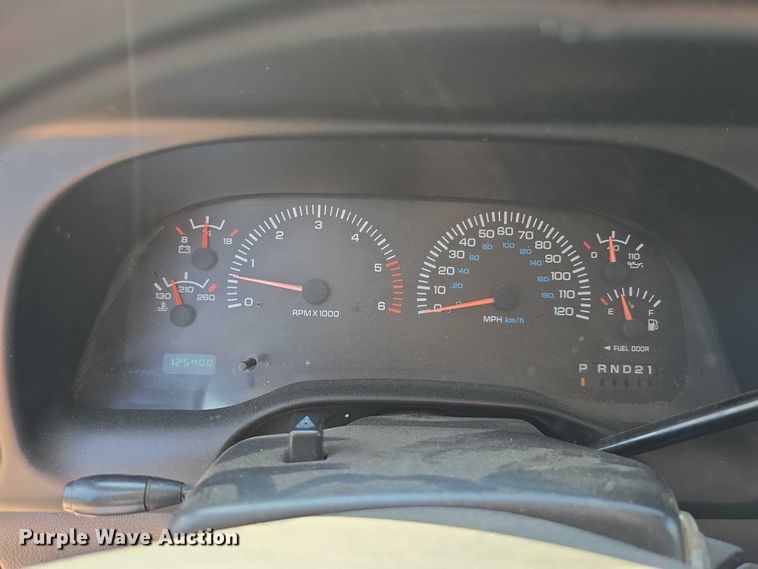 image for item DR3935 2001 Dodge Ram 1500 Quad Cab pickup truck