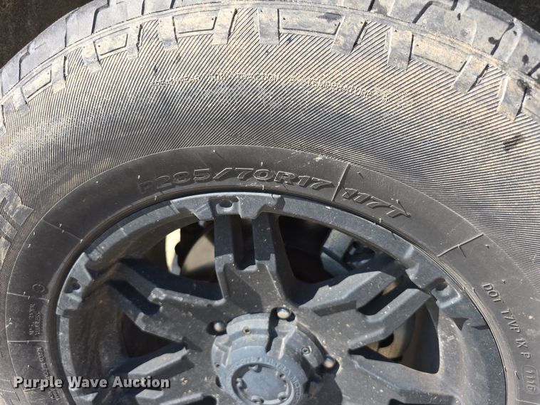 image for item DR3935 2001 Dodge Ram 1500 Quad Cab pickup truck