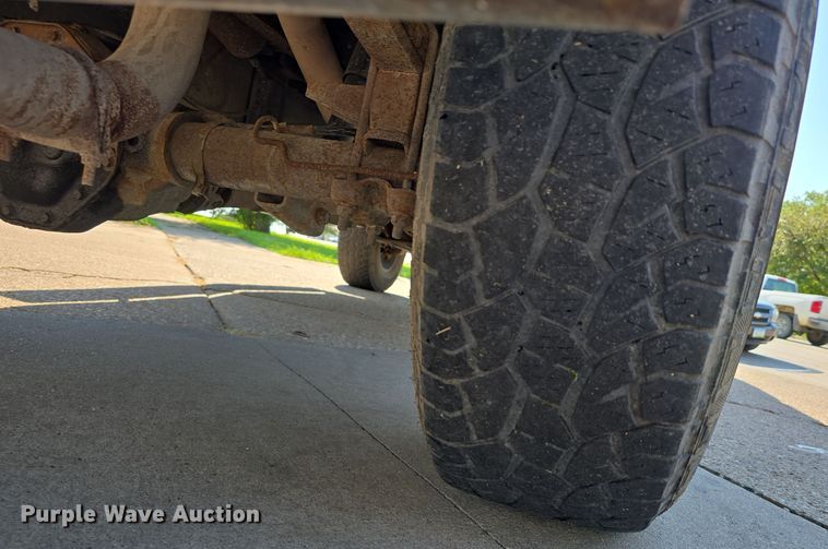 image for item DR3935 2001 Dodge Ram 1500 Quad Cab pickup truck