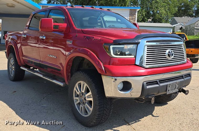 image for item DR3936 2013 Toyota Tundra Limited CrewMax pickup truck