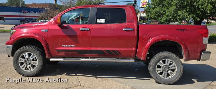image for item DR3936 2013 Toyota Tundra Limited CrewMax pickup truck
