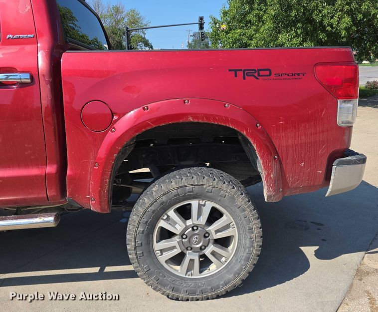 image for item DR3936 2013 Toyota Tundra Limited CrewMax pickup truck