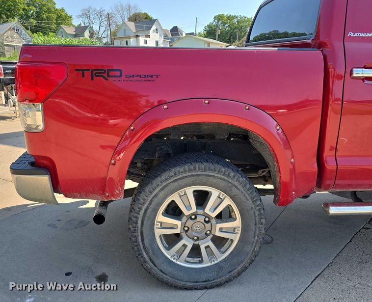 image for item DR3936 2013 Toyota Tundra Limited CrewMax pickup truck