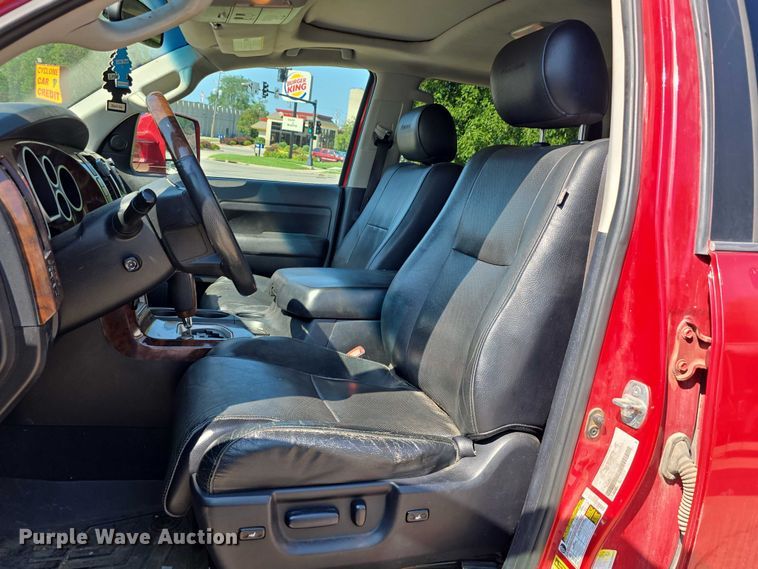 image for item DR3936 2013 Toyota Tundra Limited CrewMax pickup truck