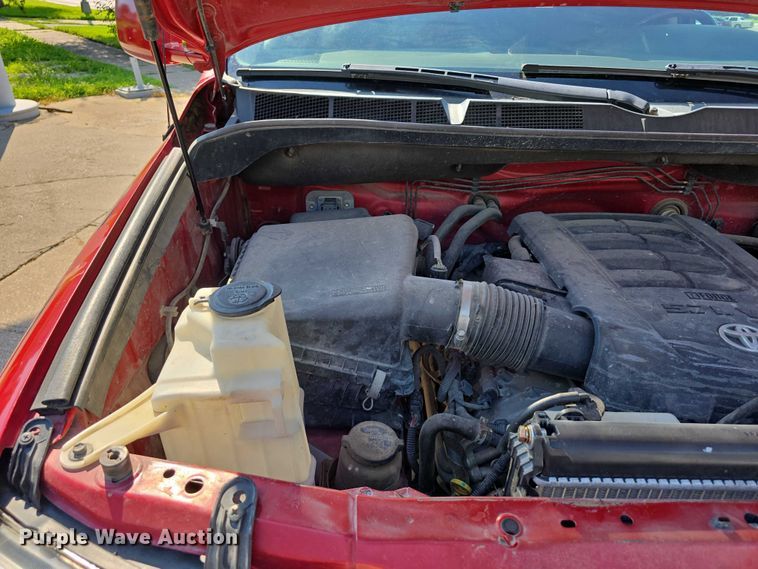 image for item DR3936 2013 Toyota Tundra Limited CrewMax pickup truck