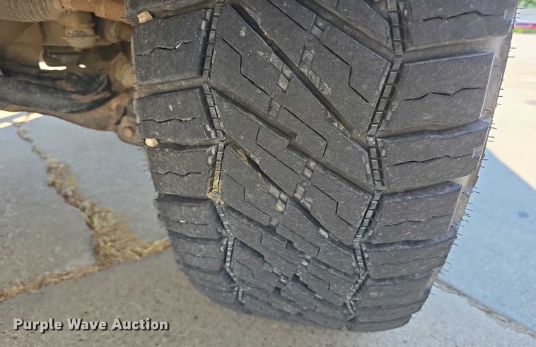 image for item DR3936 2013 Toyota Tundra Limited CrewMax pickup truck