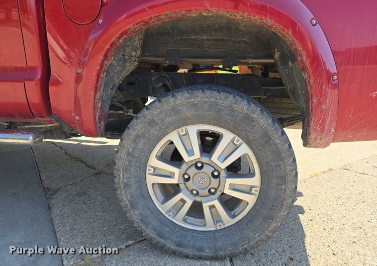 image for item DR3936 2013 Toyota Tundra Limited CrewMax pickup truck