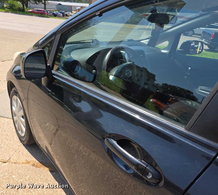 image for item DR3938 2014 Nissan Versa Note 