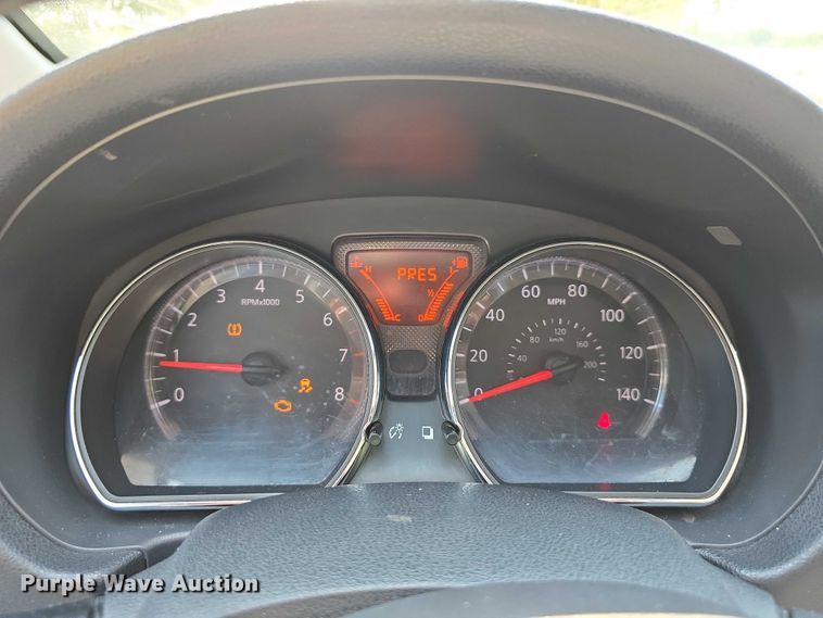 image for item DR3938 2014 Nissan Versa Note 