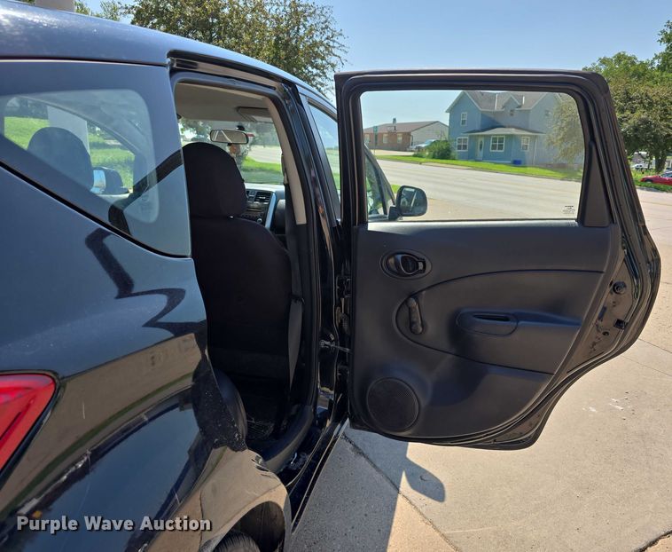 image for item DR3938 2014 Nissan Versa Note 