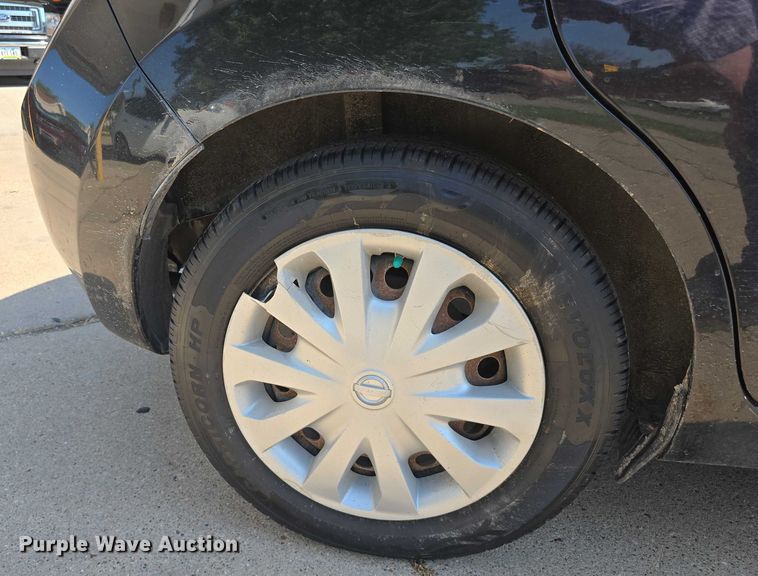 image for item DR3938 2014 Nissan Versa Note 