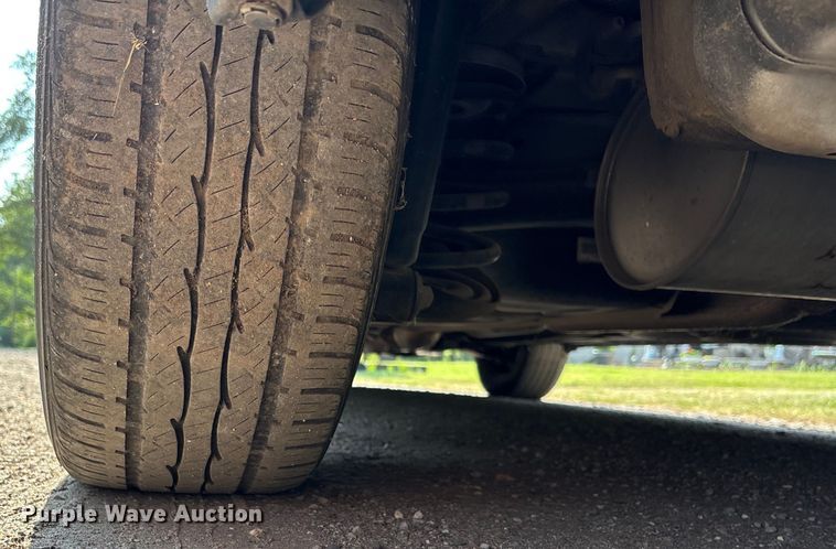 image for item DT3339 2008 Toyota Sienna van