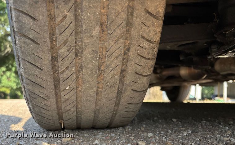 image for item DT3339 2008 Toyota Sienna van