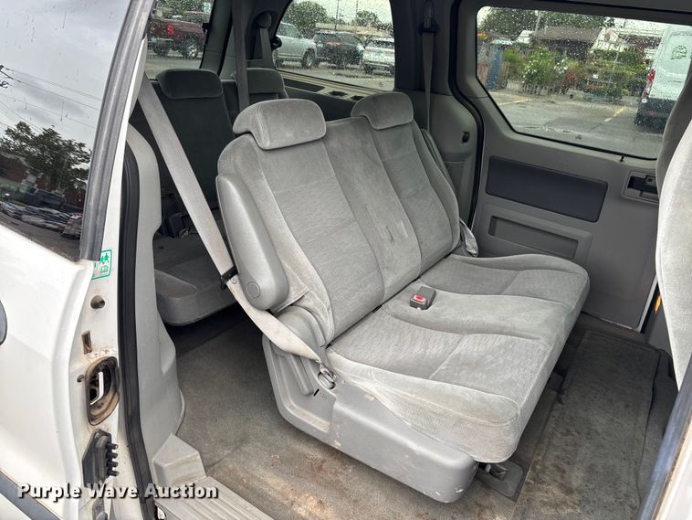 image for item DT3424 2005 Ford Freestar van
