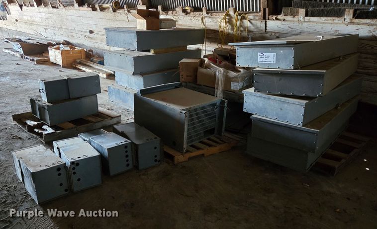 image for item DT4942 Transfer switch boxes