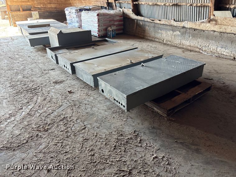 image for item DT4942 Transfer switch boxes