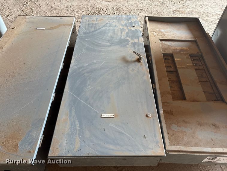 image for item DT4942 Transfer switch boxes