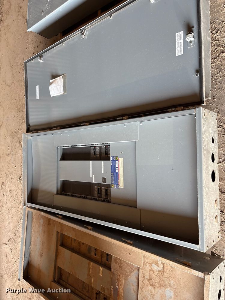 image for item DT4942 Transfer switch boxes