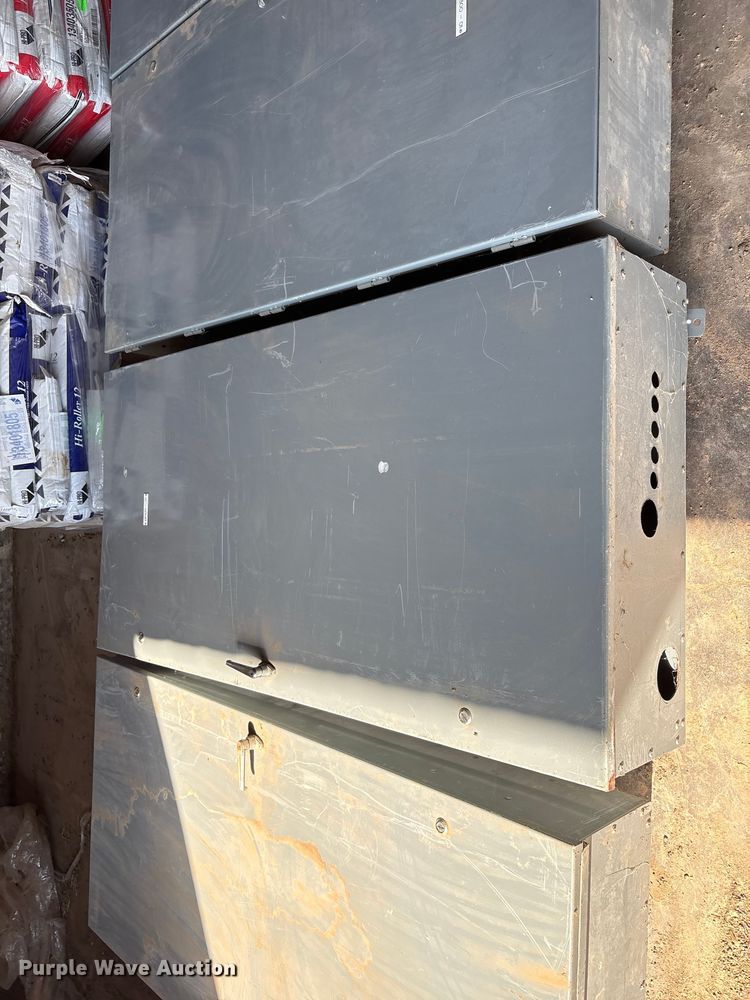 image for item DT4942 Transfer switch boxes