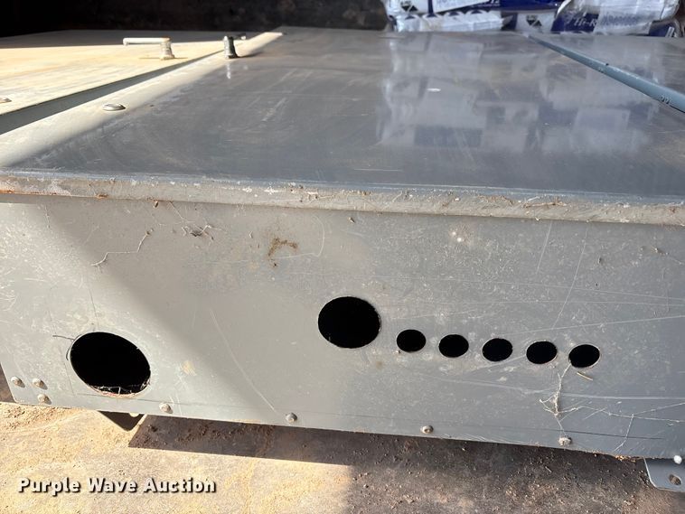 image for item DT4942 Transfer switch boxes