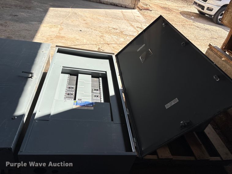 image for item DT4942 Transfer switch boxes