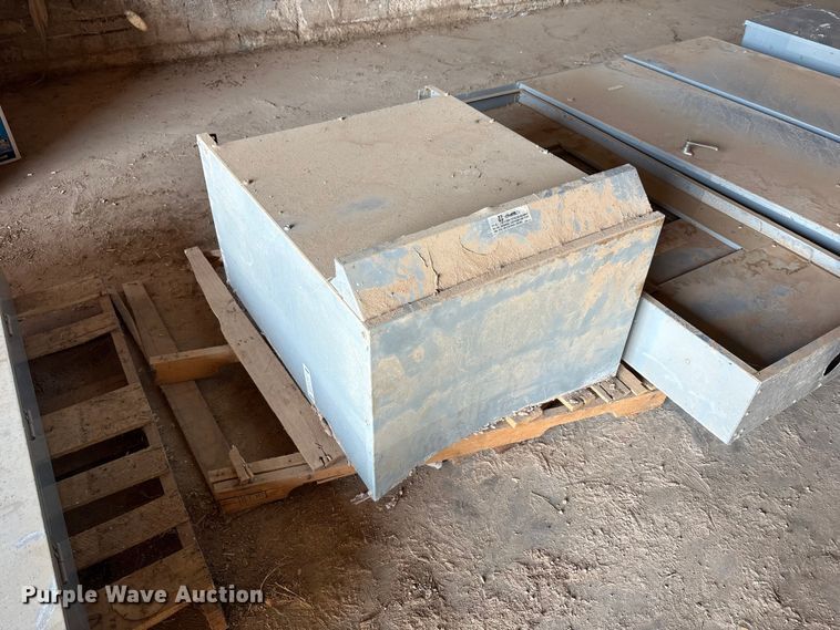 image for item DT4942 Transfer switch boxes