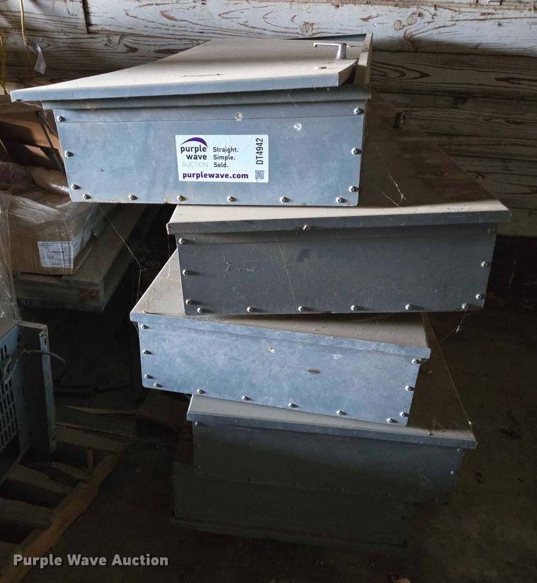 image for item DT4942 Transfer switch boxes