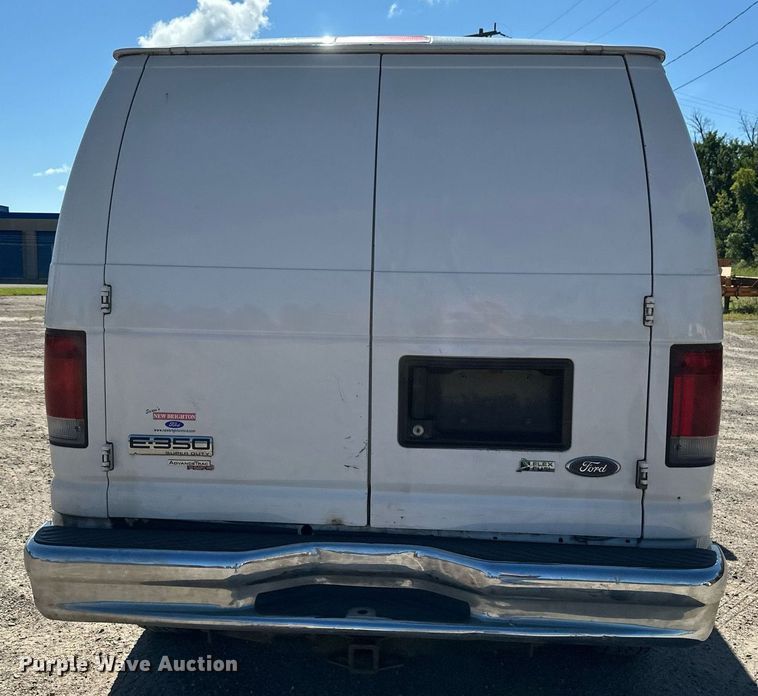 image for item DT6253 2011 Ford E350 Super Duty van