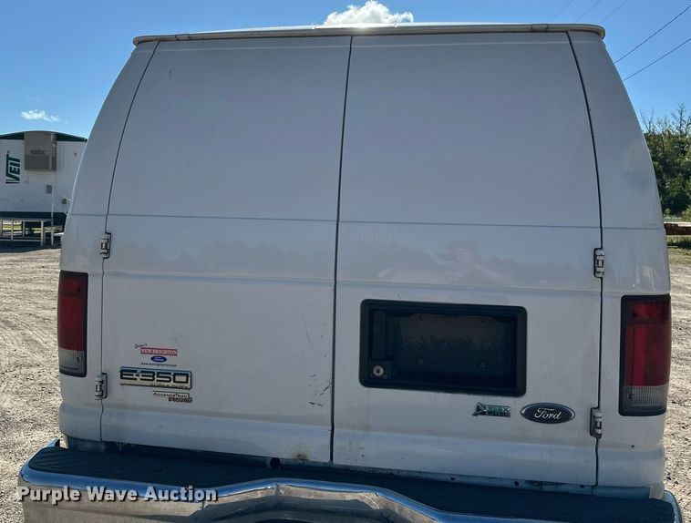 image for item DT6253 2011 Ford E350 Super Duty van