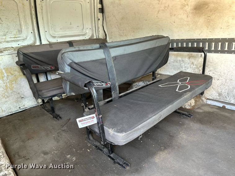 image for item DT6253 2011 Ford E350 Super Duty van