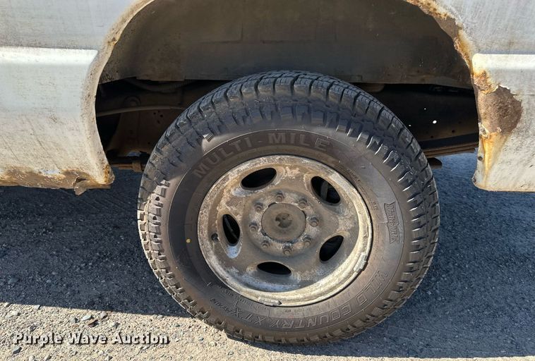 image for item DT6253 2011 Ford E350 Super Duty van