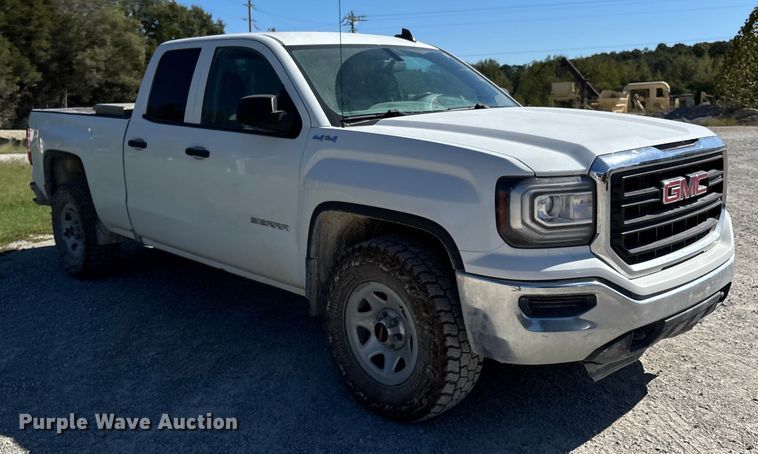 image for item DU1410 2019 GMC Sierra 1500 Ext. Cab pickup truck