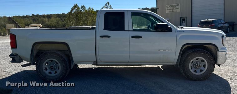 image for item DU1410 2019 GMC Sierra 1500 Ext. Cab pickup truck