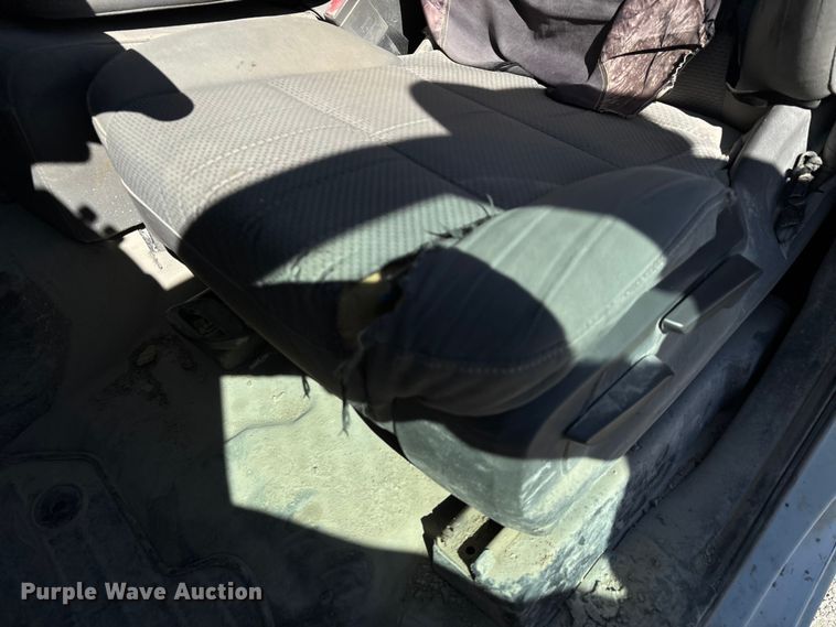 image for item DU1410 2019 GMC Sierra 1500 Ext. Cab pickup truck