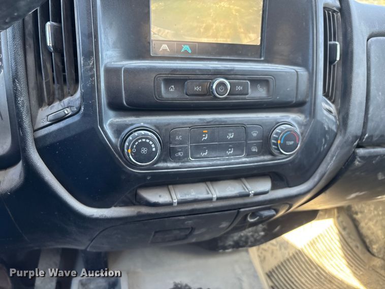 image for item DU1410 2019 GMC Sierra 1500 Ext. Cab pickup truck