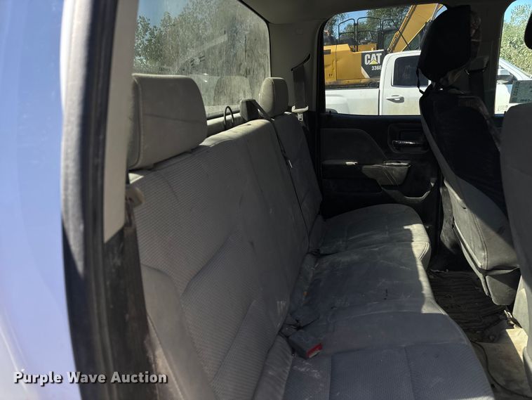 image for item DU1410 2019 GMC Sierra 1500 Ext. Cab pickup truck