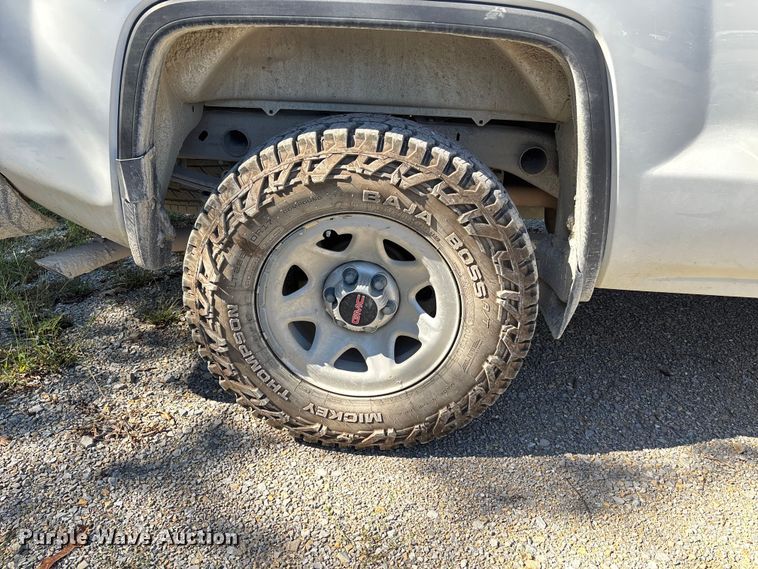 image for item DU1410 2019 GMC Sierra 1500 Ext. Cab pickup truck