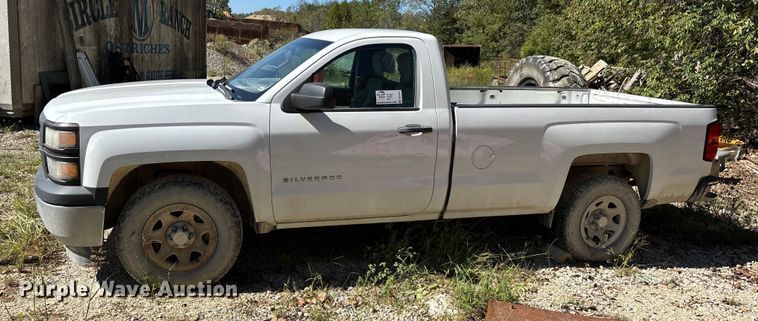image for item DU1411 2015 Chevrolet Silverado 1500 pickup truck