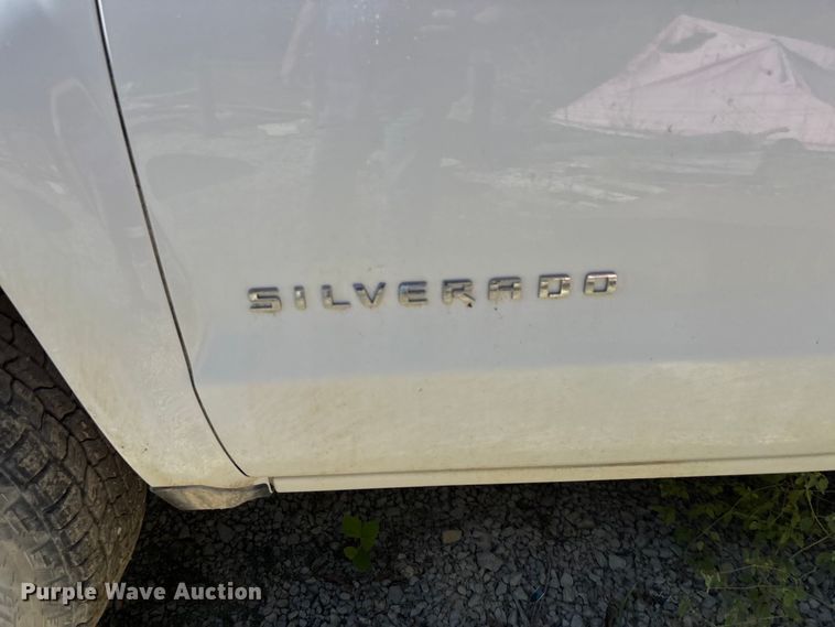 image for item DU1411 2015 Chevrolet Silverado 1500 pickup truck