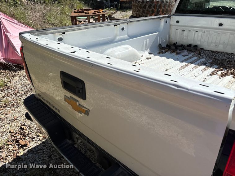 image for item DU1411 2015 Chevrolet Silverado 1500 pickup truck