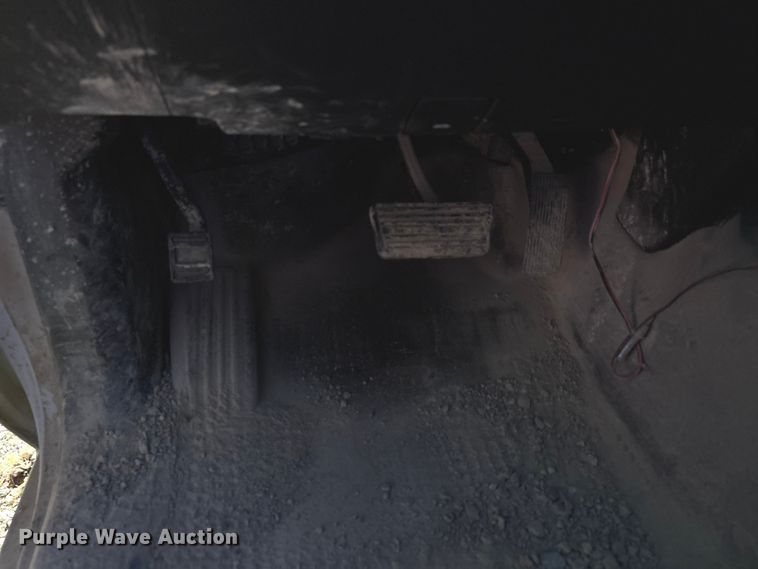 image for item DU1411 2015 Chevrolet Silverado 1500 pickup truck