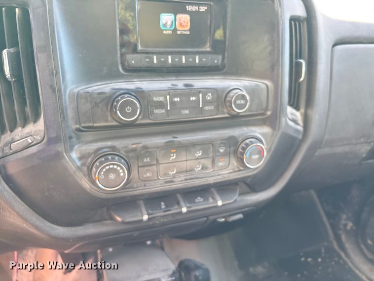 image for item DU1411 2015 Chevrolet Silverado 1500 pickup truck