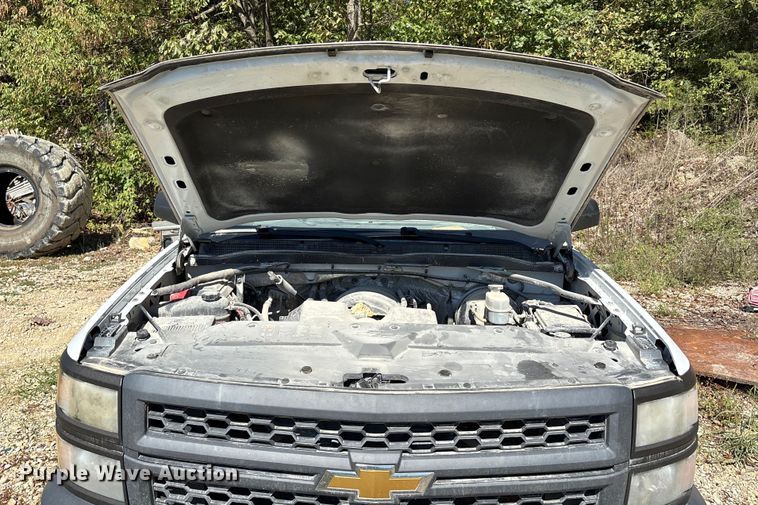 image for item DU1411 2015 Chevrolet Silverado 1500 pickup truck