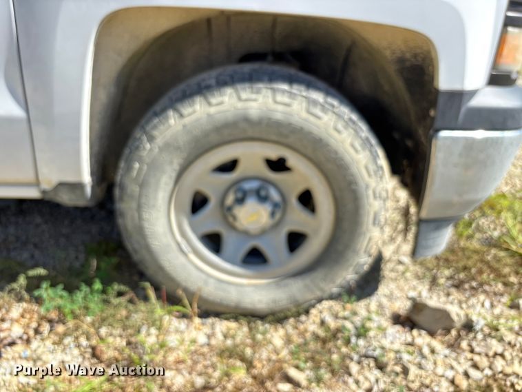 image for item DU1411 2015 Chevrolet Silverado 1500 pickup truck