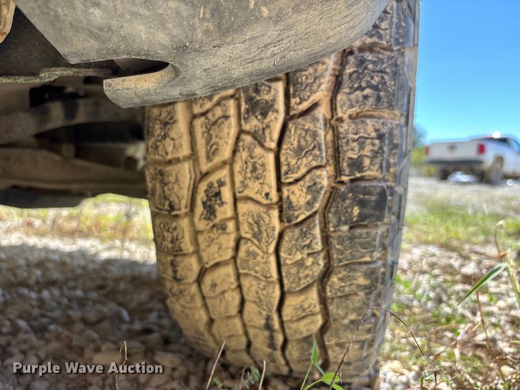 image for item DU1411 2015 Chevrolet Silverado 1500 pickup truck