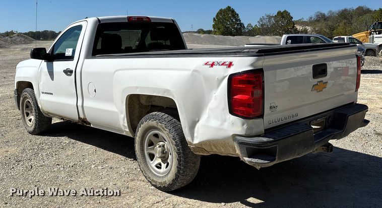 image for item DU1412 2015 Chevrolet Silverado 1500 pickup truck