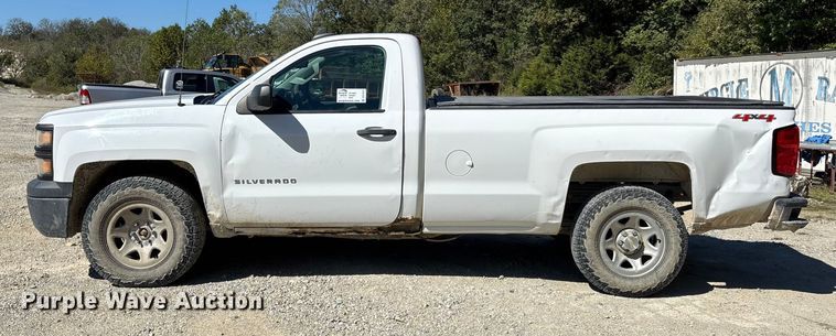 image for item DU1412 2015 Chevrolet Silverado 1500 pickup truck