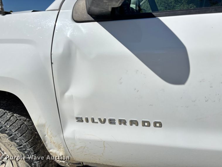 image for item DU1412 2015 Chevrolet Silverado 1500 pickup truck