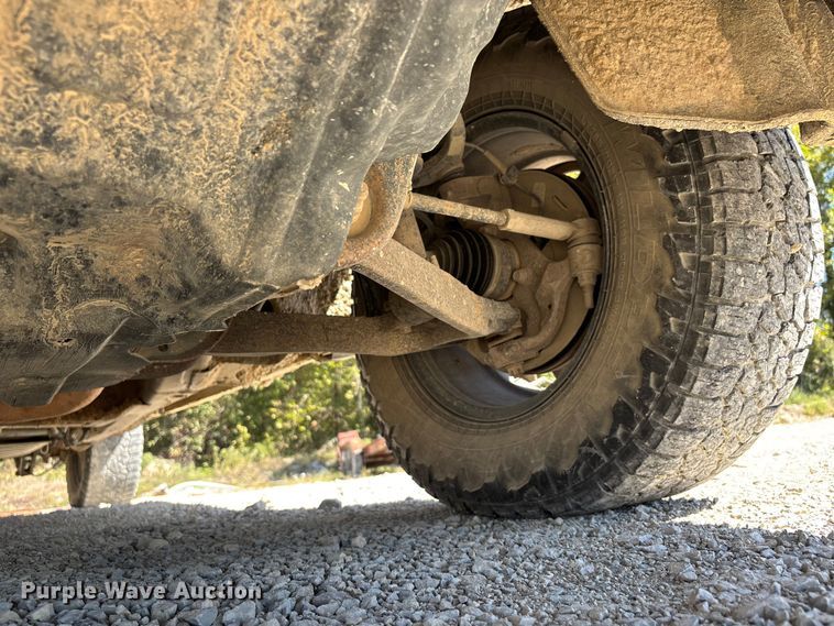 image for item DU1412 2015 Chevrolet Silverado 1500 pickup truck