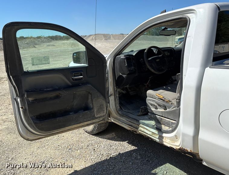 image for item DU1412 2015 Chevrolet Silverado 1500 pickup truck